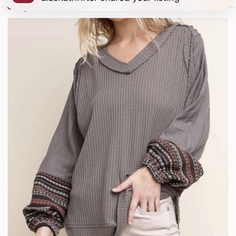 Umgee waffle thermal embroidered balloon sleeve top. NWT. Retail 60